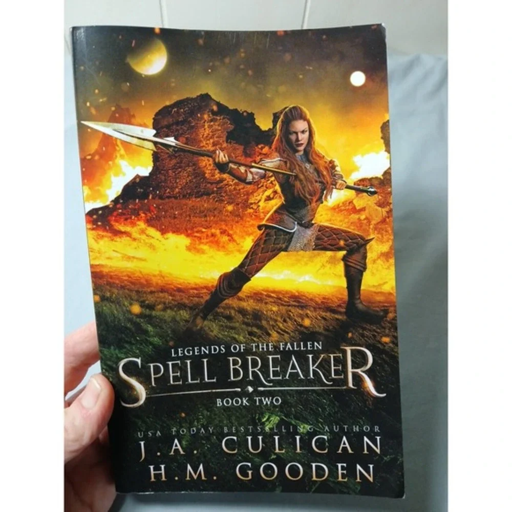 Spell Breaker (Paperback or Softback)‎